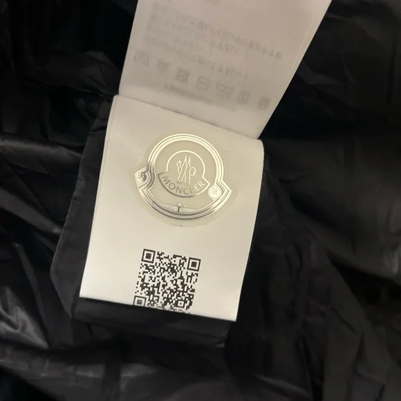 moncler bar code